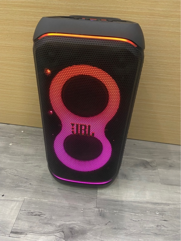 Loa JBL PartyBox 320 Stage - Màu đen - Ngoại hình: 97% - Đủ phụ kiện cấn góc nặng ngay tay cầm - FullBox