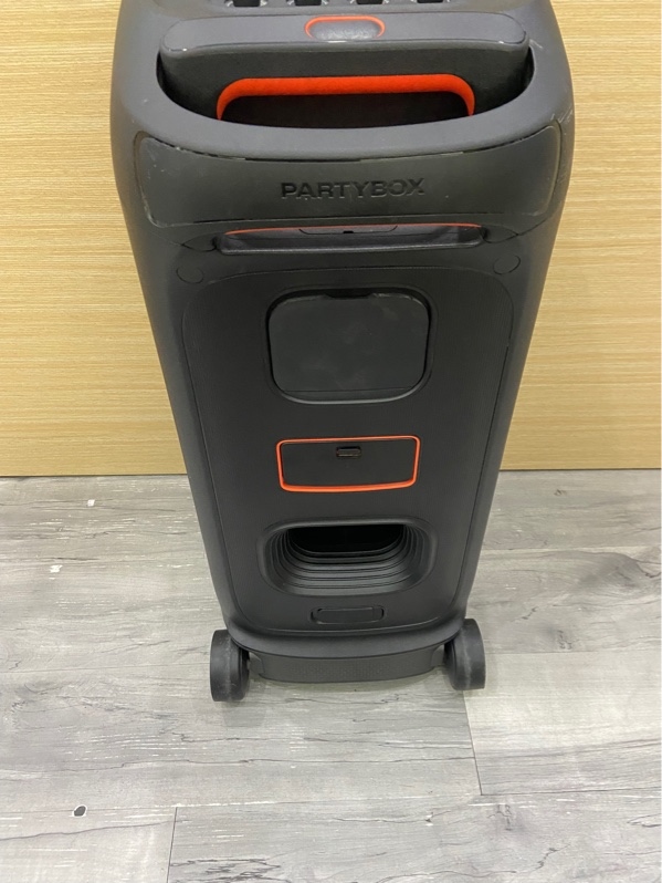 Loa JBL PartyBox 320 Stage - Màu đen - Ngoại hình: 97% - Đủ phụ kiện cấn góc nặng ngay tay cầm - FullBox