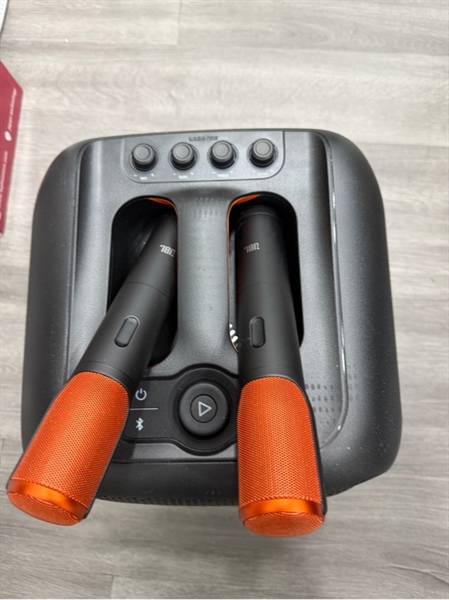 Loa JBL Partybox Encore 1 - Màu đen - Ngoại hình 97% - Trầy - Kèm 2 mic 1