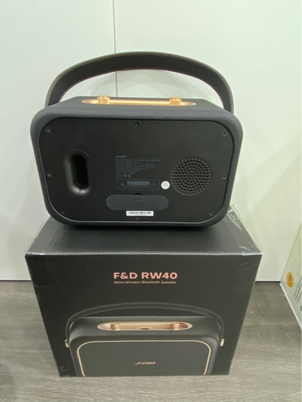 Loa karaoke Bluetooth F&D RW40 Retro - Màu đen - Ngoại hình 99% - FullBox