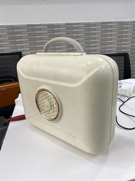 Loa Karaoke Divoom SongBird - HQ - Kèm 2 mic box - Màu trắng 1