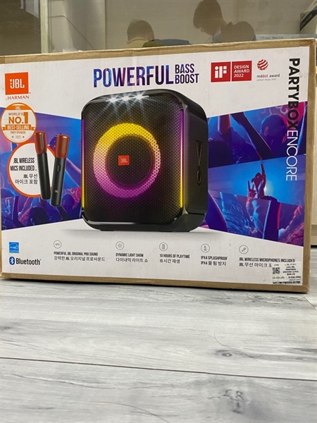 Loa Karaoke JBL PartyBox Encore - Màu đen - Ngoại hình: 99% - FullBox - Kèm 2 mic, 2 pin AAA, 3 dây nguồn - Bảo hành hãng đến 04/06/2025