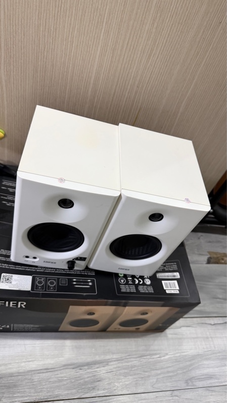 Loa kiểm âm Edifier MR4 - Màu trắng - Ngoại hình: 98% - FullBox