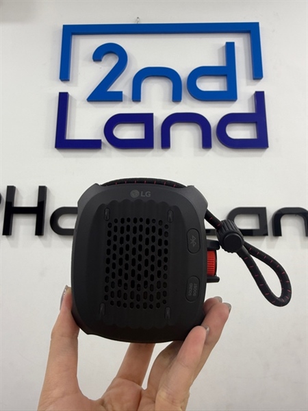 Loa LG Xboom Go XG2 - Màu đen - Ngoại hình 99% - Kèm sạc 2