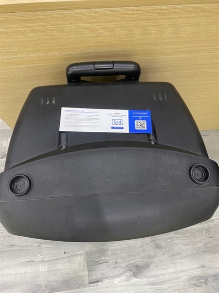 Loa LG Xboom RK4 - Màu đen - Ngoại hình: 97% - Nút back loạn chức năng, nút play không nhạy, núm music vol lỗi chập tiếng khi vặn gần max, núm echo vol không hoạt động - Kèm Box + nguồn 1