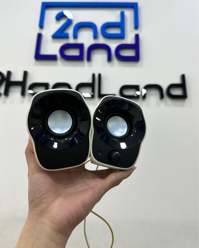 Loa Logitech Z120 - Màu trắng - Ngoại hình xấu - 2 loa bị thủng lỗ không ảnh hưởng đến âm thanh - Body ( SẢN PHẨM KHÔNG BẢO HÀNH )