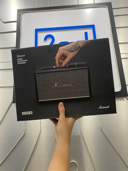 Loa Marshall Acton 3 - 2 Mode : AUX + Bluetooth - Màu đen - Ngoại hình: 97% - Da xước nhiều - FullBox