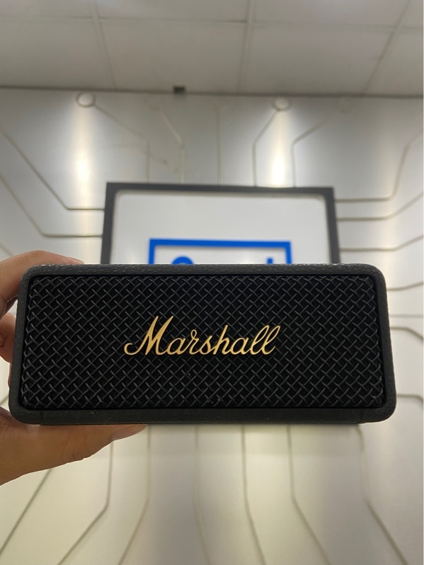 Loa Marshall Emberton II - Màu đen - Ngoại hình: 97.5% - Body