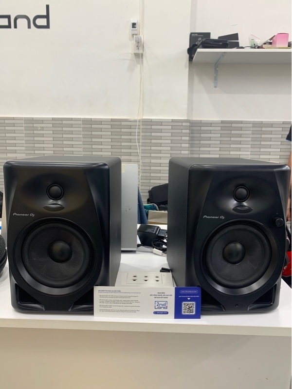 Loa pioneer DJ DM-50D - Màu đen - Ngoại hình: 98% - Kèm nguồn