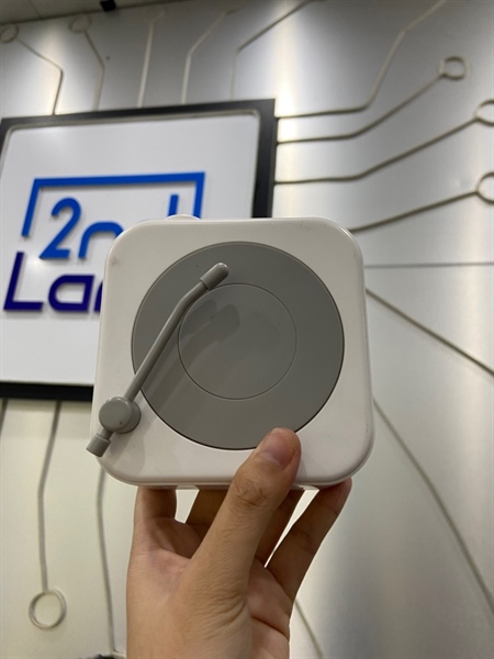 Loa Round X17 - Màu trắng - Ngoại hình: 98% - Rè nhẹ - Body