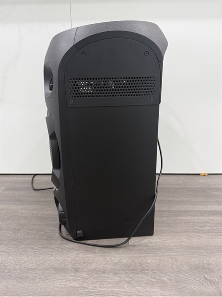 Loa Sony MHC-V02 - Màu đen - Ngoại hình 97% - Mất đế cao su , dính keo - Kèm remote 1