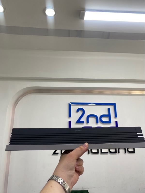Loa thanh Soundbar Robot RB680 - Màu đen - Ngoại hình 97.5% - Mất núm - Kèm Box, dây sạc - SẢN PHẨM LỖI KHÔNG BẢO HÀNH