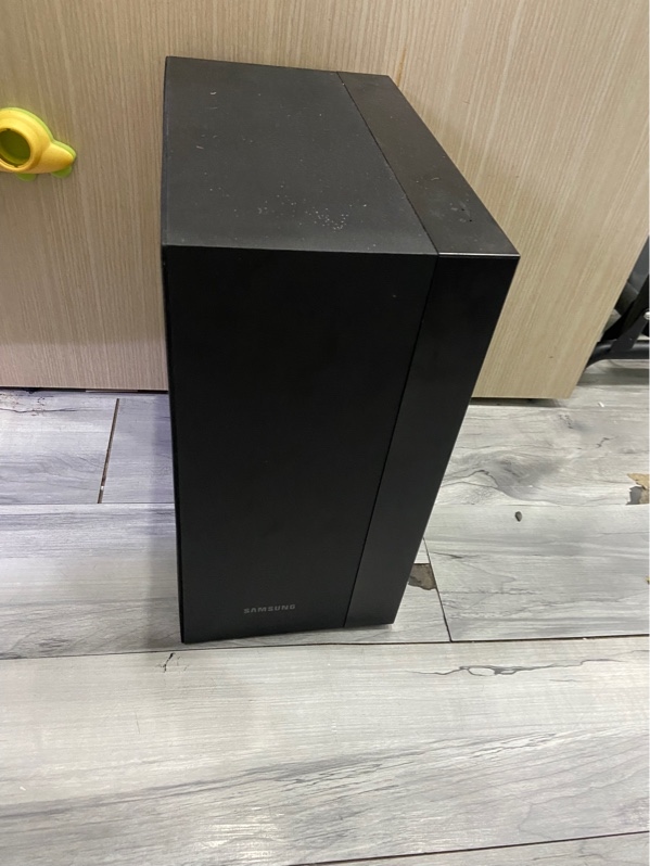 Loa thanh Soundbar Samsung HW-M360/XV - Màu đen - Ngoại hình: 97% - Kèm sub + Remote + Nguồn