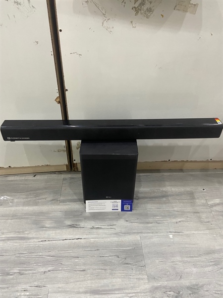 Loa Thonet & Vander - Màu đen - Ngoại hình: 98% - Kèm 1 soup soundbar + 1 nguồn