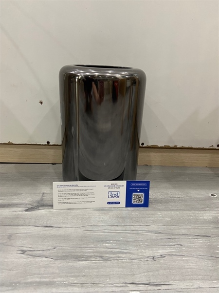 Mac Pro - Ram 32GB SSD 1TB - AMD Fire Pro P700 6GB - Màu đen - Ngoại hình: 98% - Body