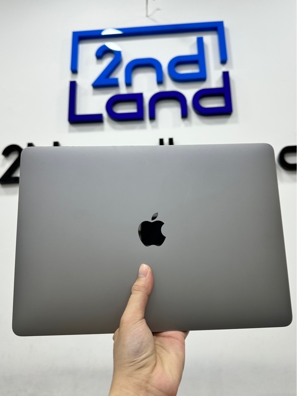 Macbook Air 13inch 2020 - i3 lõi kép 1,1 Ghz - Ram 8/256GB - Pin Bình thường (628 lần sạc) - Màu xám - Ngoại hình 97% - Màn trầy 1 đường , cấn góc , lỗi vân tay - Kèm sạc