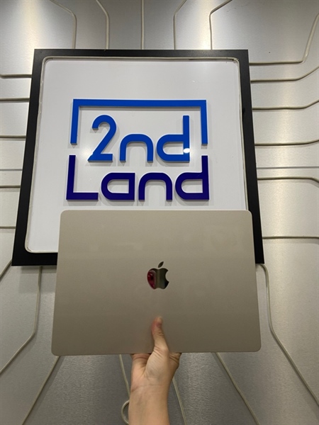 Macbook Air 15 inch M3 2024 - Ram 16GB 256GB - Pin 100% - Sạc 48 lần - Màu kem - Ngoại hình: 99% - FullBox