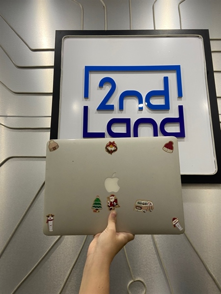 Macbook Air 2017 - 13 inch - i5 Dual-Core - Ram 8/128GB - Pin 100% thay new - Màu bạc - Ngoại hình: 97% - Body - Kèm sạc