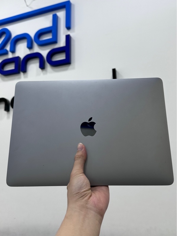 Macbook Air 2020 13 inch - Core I5 - Ram 8/512GB - Pin bình thường - Màu bạc - Ngoại hình 97% - màn bám bụi trong - Kèm sạc