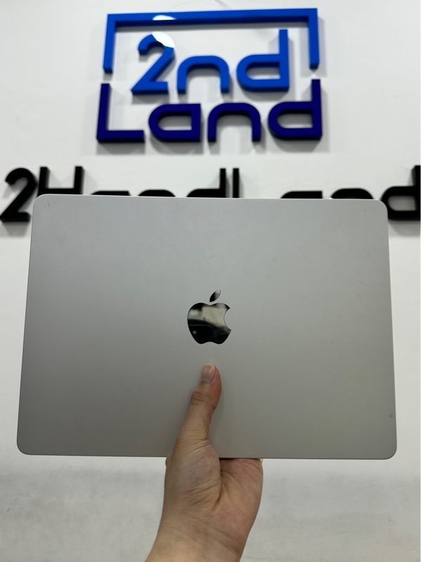 Macbook Air 2025 13inch M4 - Ram 16/256GB - MacOS Sequoia 15.7.5 - Pin 100% - Màu bạc - Ngoại hình 98% - Fullbox