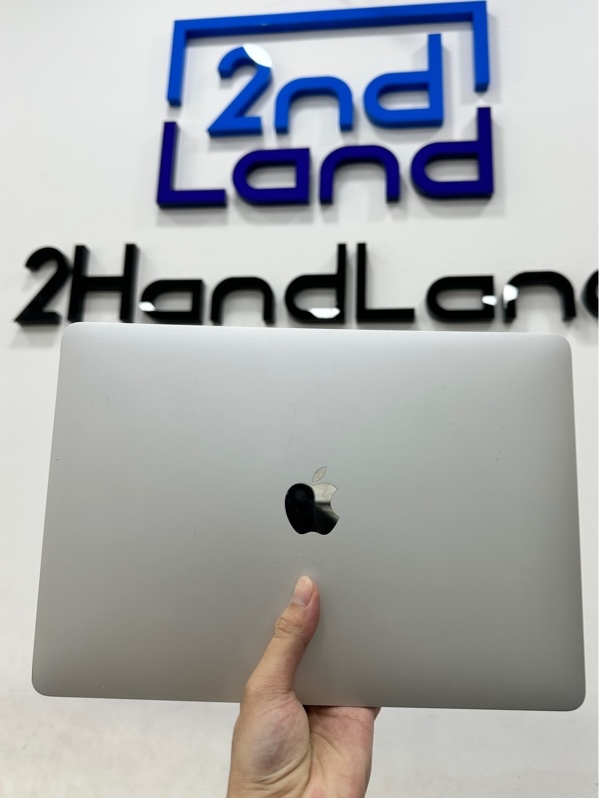 Macbook Air M1 13.3inch - Ram 8/256GB - Pin 85% - Màu silver - Ngoại hình 97% - Phím "A" tróc sơn nhẹ - Kèm sạc