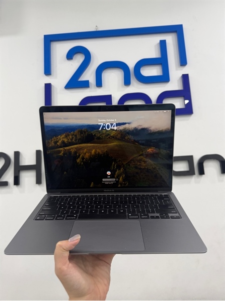 Macbook Air M1 2020 - 13.3 inch - 8/256GB - Màu xám - Pin 92% - Ngoại hình 98% - Màn vàng viền nhẹ , cấn nhẹ 2 góc - Kèm sạc 2
