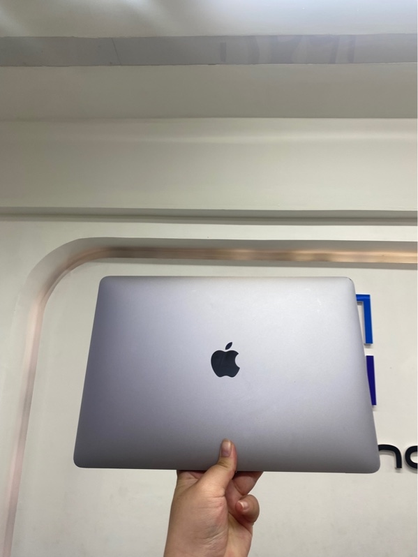 Macbook Air M1 2020 13.3 inch - Chip M1 - Ram 8/256GB - Pin 89% - Màu xám - Ngoại hình 97% - Kèm sạc