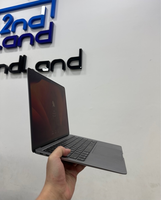 Macbook Air M1 2020 13.3inch - 8/256GB - Pin 97% - Màu xám - Ngoại hình 97% - Kèm sạc