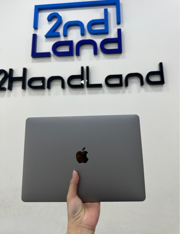 Macbook Air M1 2020 13.3inch - Chip Apple M1 - Ram 8/256GB - macOS 15.6.1 - Pin 82% - Màu bạc - Ngoại hình 97% - màn bụi trong - Kèm sạc
