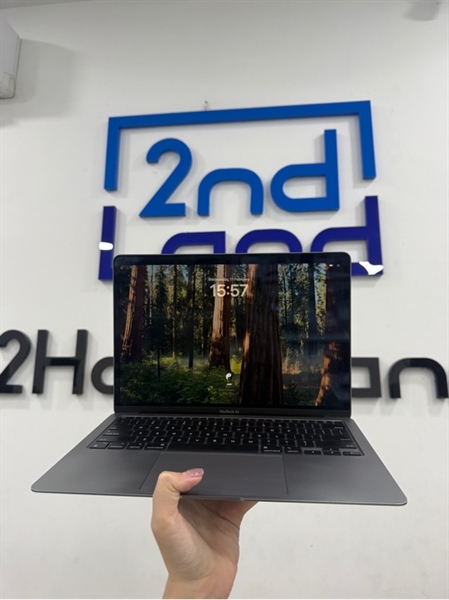 Macbook Air M1 2020 - 8/256gb - Màu xám - Pin 87% - Ngoại hình 97% - Mòn phím , cấn góc , màn ám viền nhẹ - Kèm sạc 2