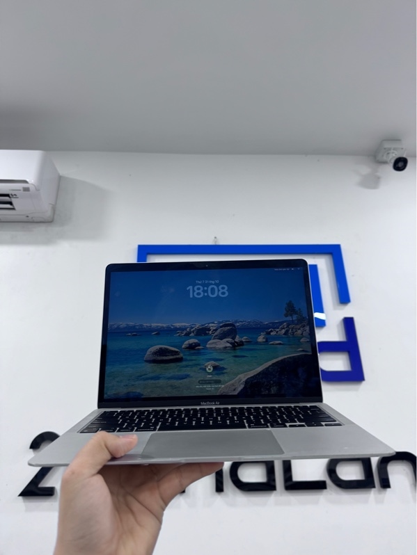Macbook Air M1 2020 - Apple M1 - 8/256GB - Màu bạc - Ngoại hình 97% - Màn ám hồng - Kèm sạc