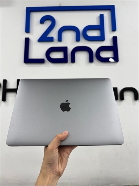 Macbook Air M1 2020 - Apple M1 - 8/512GB - Màu bạc - Pin 84% 479 chu kì sạc - Ngoại hình 97% - Màn vàng viền nhẹ, trầy màn, cấn góc, phím mòn - Kèm sạc