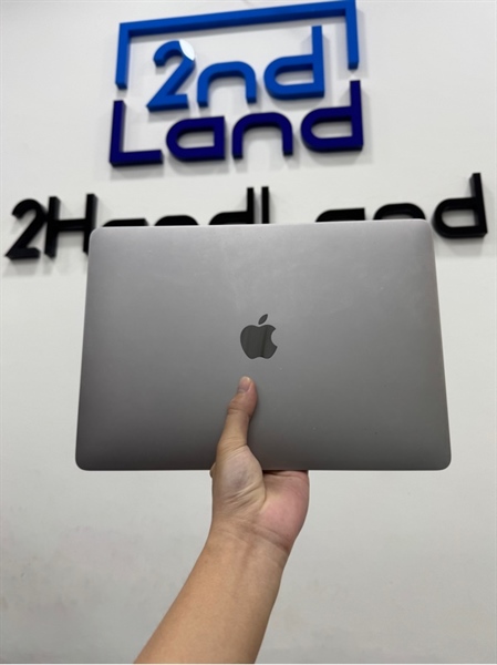 Macbook Air M1 2020 - Ram 8/256GB - Pin 84% - Màu xám - Ngoại hình 97% - màn bụi trong - Kèm sạc xấu