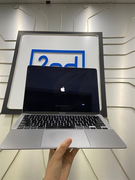Macbook Air M1 2020 - Ram 8/256GB - Pin 85% - Chu kì sạc 363 lần - Màu xám - Ngoại hình: 97% - màn ám hồng viền nhẹ - Kèm sạc 1