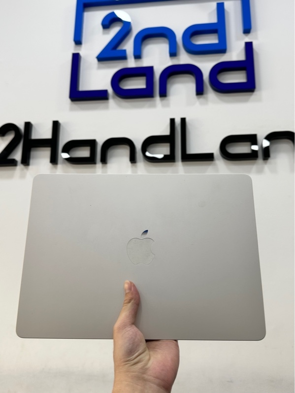 Macbook Air M2 13.6inch - Ram 8/256GB - Pin 83% - Màu starlight - Ngoại hình 97% - Kèm box + Sạc