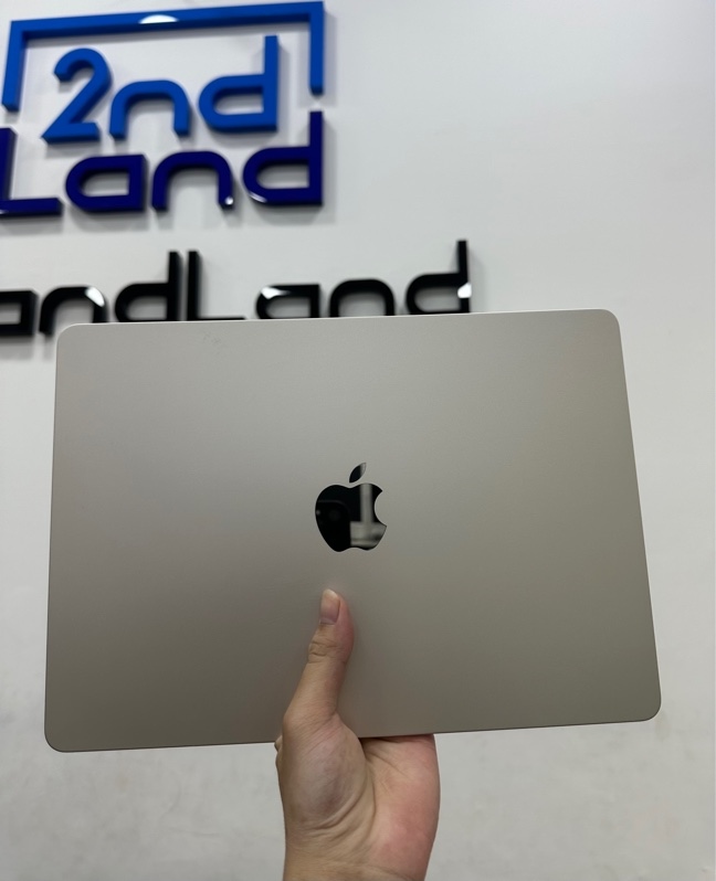 Macbook Air M2 13inches - Ram 8/512GB - Pin 100% - Màu starlight - Ngoại hình 98% - Kèm sạc