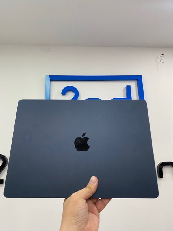 Macbook Air M2 15inch 2023 - Ram 8/512GB - Pin: 100% - Chu kỳ sạc 33 - Màu xanh - Ngoại hình: 98% - Kèm sạc