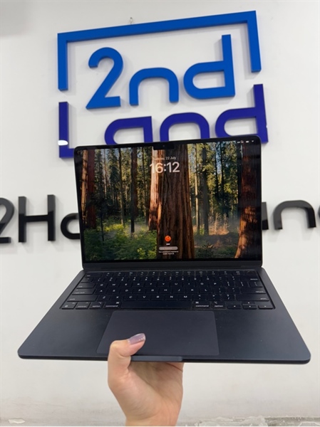 Macbook Air M2 2022 - 13.6 inch - 8/256GB - Màu xanh đen - Pin 96% - Ngoại hình 98% - Kèm sạc 2