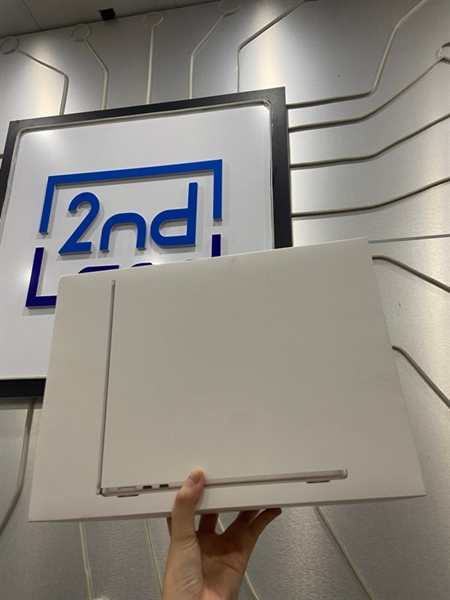 Macbook Air M2 2022 13.6 inch - Ram 8GB 256GB SSD - Pin bình thường - Màu kem - Ngoại hình: 98% - Màn 1 điểm chết pixel - FullBox