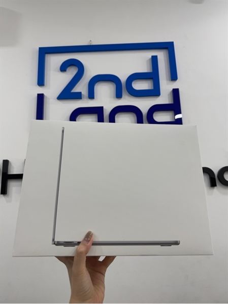 Macbook Air M2 2022 - Apple M2 - 8/256GB - Màu bạc - Pin bình thường 100% chu kì sạc 20 - Ngoại hình 98% - Còn BH đến 17/08/2025 - FullBox