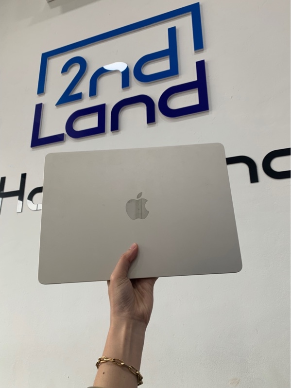 Macbook Air M2 2022 - Ram 8GB/SSD 256GB - Màu vàng nhạt - Pin 97% chu kì sạc 101 lần - Ngoại hình: 98% - Màn trầy - Kèm sạc