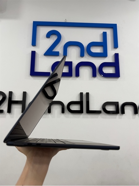 Macbook Air M3 2024 - 13 inch - Apple M3 - 8/512GB - Màu xanh - Pin bình thường 100% chu kỳ sạc 61 - Ngoại hình 98% - FullBox kèm sạc 2