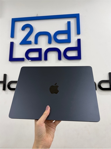 Macbook Air M3 2024 - 13 inch - Chip M3 - 8/256GB - Màu midnight - Pin 97% chu kỳ 84 - Ngoại hình 96% - Cấn nhiều góc - Kèm sạc
