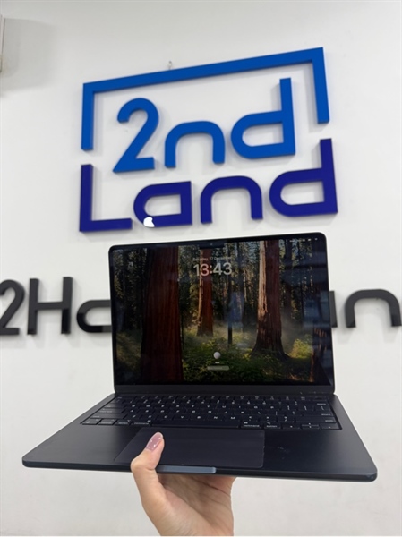 Macbook Air M3 2024 - 13 inch - Chip M3 - 8/256GB - Màu midnight - Pin 97% chu kỳ 84 - Ngoại hình 96% - Cấn nhiều góc - Kèm sạc 2