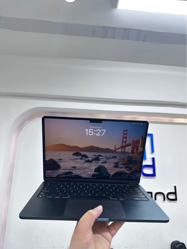 Macbook Air M3 2024 - 13inch - 8/256gb - Màu xanh - Pin 86% - Ngoại hình 98% - Fullbox