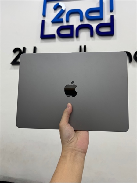 Macbook Air M3 2024 13inch - Chip M3 - Ram 16/ 256GB - Pin 100 (sạc 47 lần) - Màu bạc - Ngoại hình 97% - Fullbox