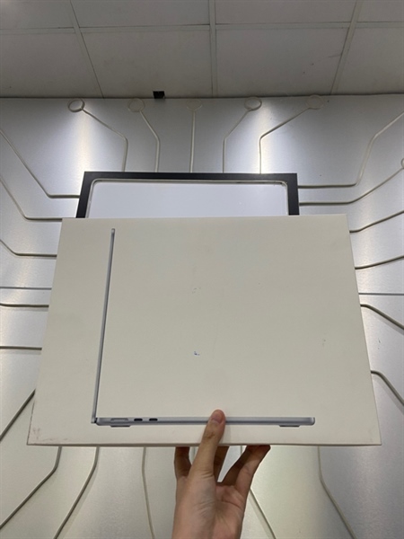 Macbook Air M4 13 inch 2025 - Ram 16/256GB SSD - Pin 100% - Chu kì 47 lần - Màu xanh - Ngoại hình: 99% - FullBox - Còn bảo hành CellphoneS đến 19/06/2026