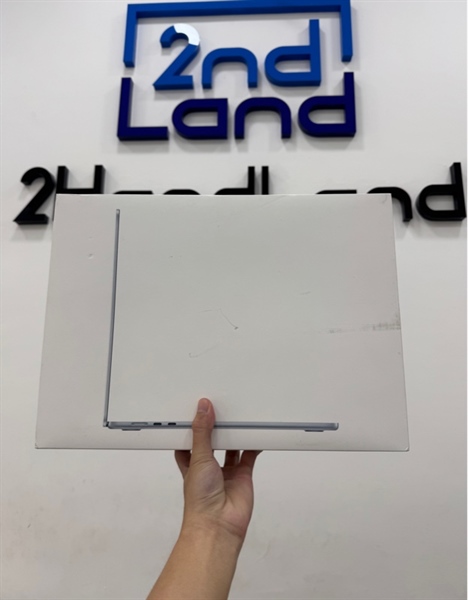 Macbook Air M4 2025 15inch - Chip M4 - 16GB/256GB - Pin 100% - Màu xanh - Ngoại hình 97% - Màn ám hồng máy trầy cấn - Kèm sạc + Box 3