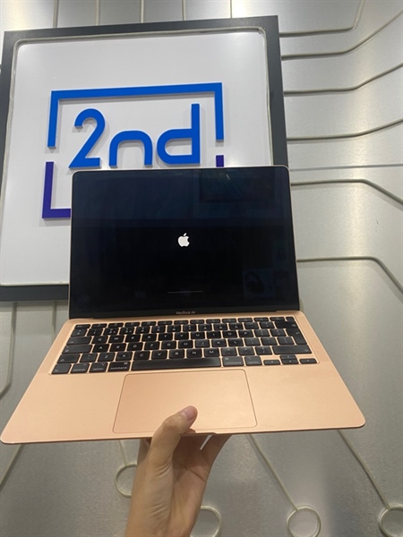 Macbook Air Retina 13 inch 2020 - i3 Dualcore 1.1ghz 8GB/256GB - Pin bình thường - Chu kì sạc 340 - Màu hồng - Ngoại hình: 97% - Body - Kèm sạc 1