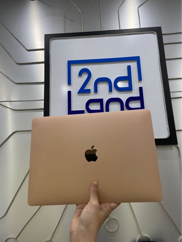 Macbook Air Retina 13 inch 2020 - i5 lõi tứ - Ram 8/256GB - Pin bình thường (Chu kì sạc 446) - Màu hồng - Ngoại hình: 97% - Màn ám hồng, bụi trong, xước - Body - Kèm sạc